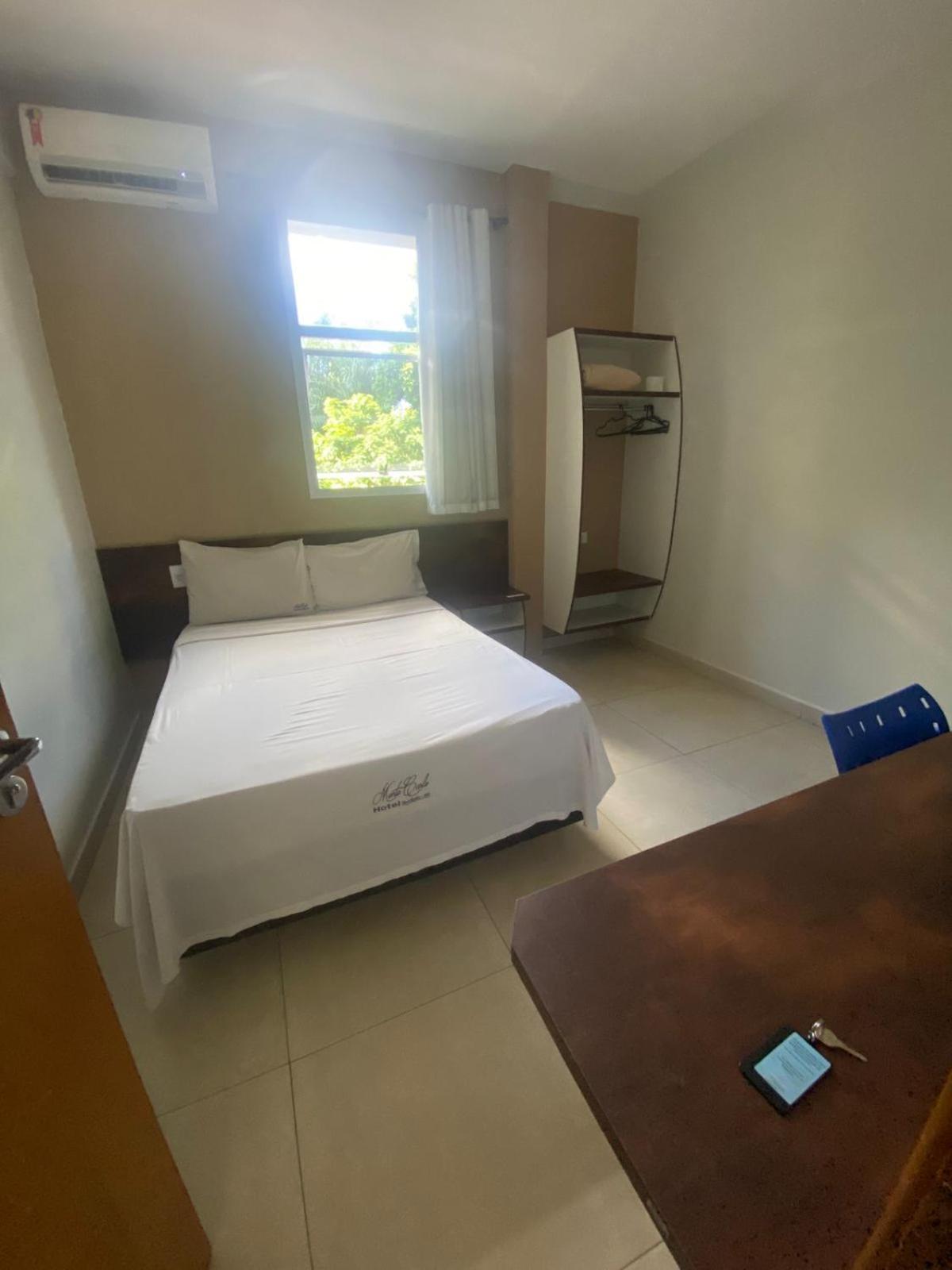 Hotel Monte Carlo Uberlandia Bagian luar foto