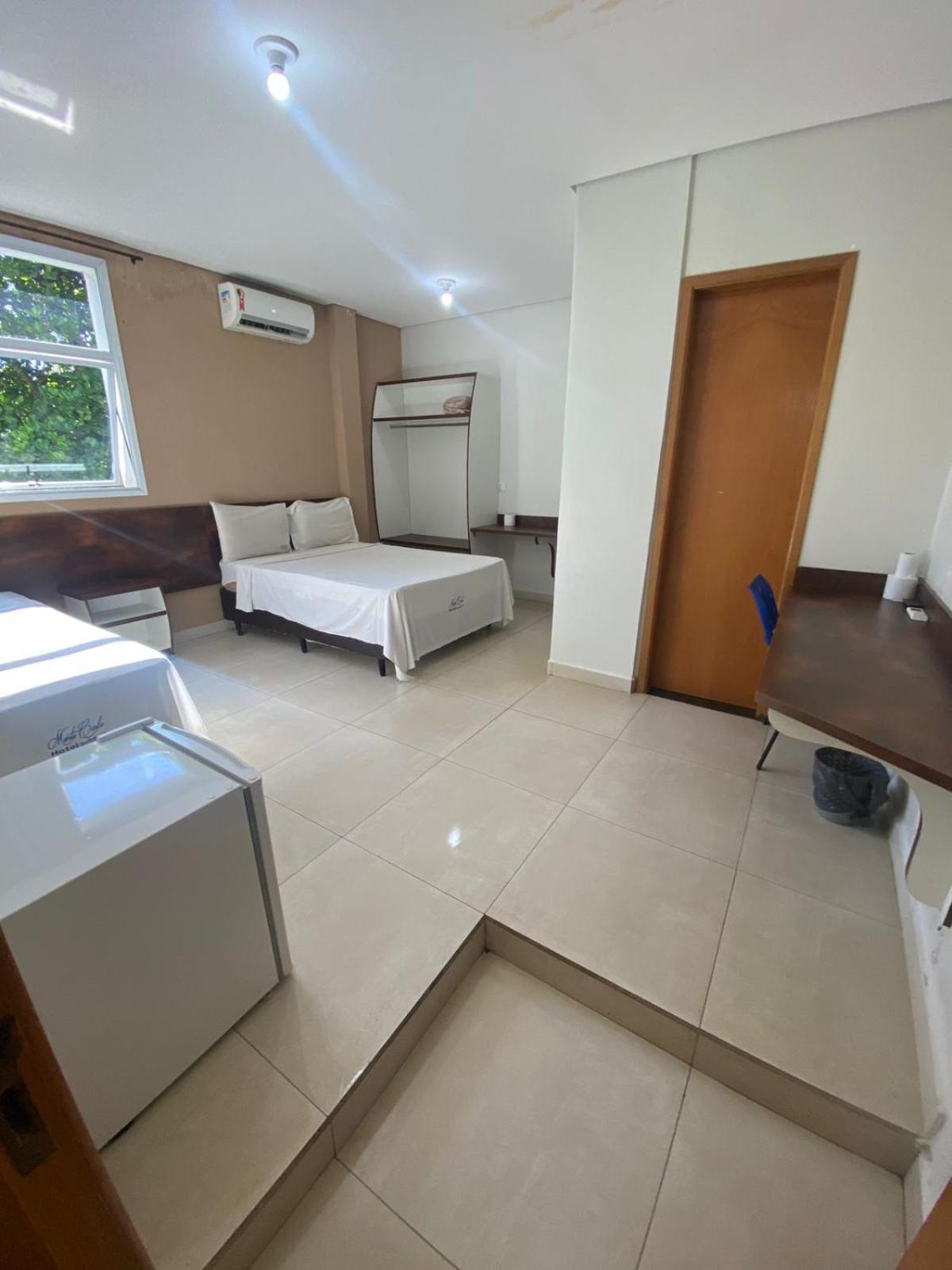 Hotel Monte Carlo Uberlandia Bagian luar foto