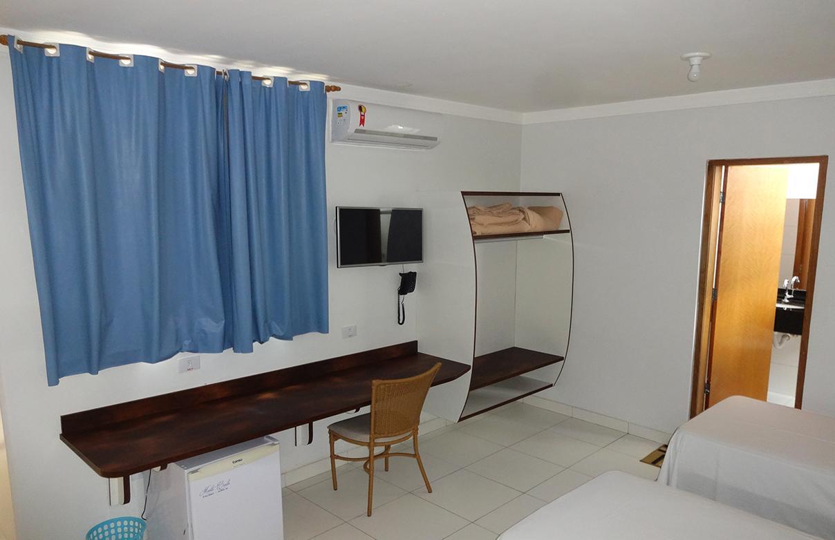 Hotel Monte Carlo Uberlandia Bagian luar foto