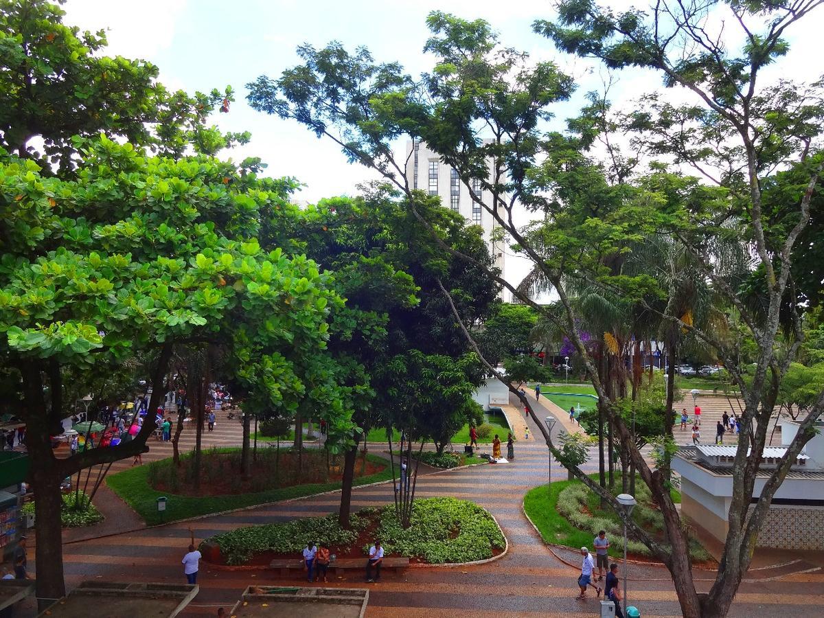 Hotel Monte Carlo Uberlandia Bagian luar foto